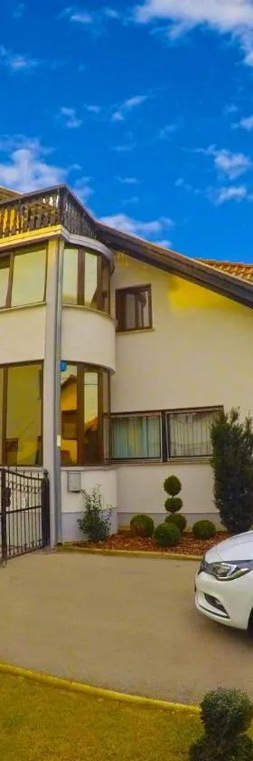 Apartmani Oletić 4*，位于圣马丁娜穆里的酒店