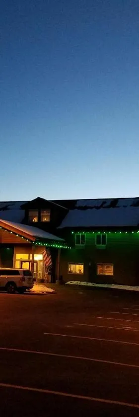 Boulder Creek Inn，位于唐纳利的酒店