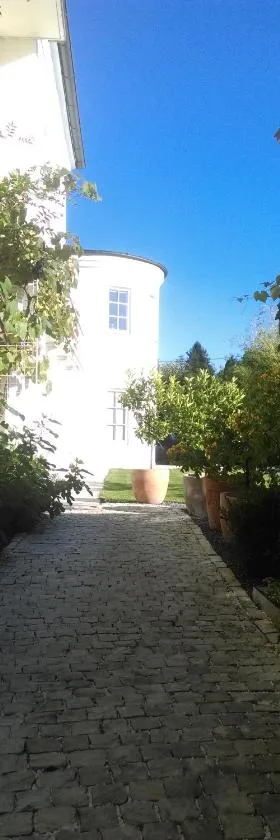 金辛格尔旅馆，位于Mauerkirchen的酒店