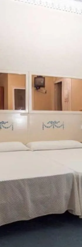 Hotel Ramona，位于拉雷多的酒店