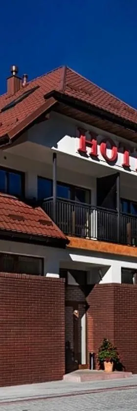 翠兹科罗尼酒店，位于Głogów Małopolski的酒店