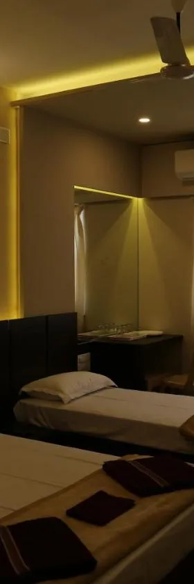 Navaratna Palace，位于贝尔高姆的酒店