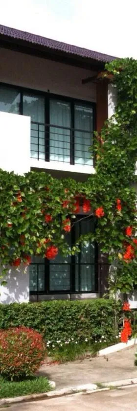 Wassana Sitdharma Guesthouse，位于Ban Na Pho的酒店