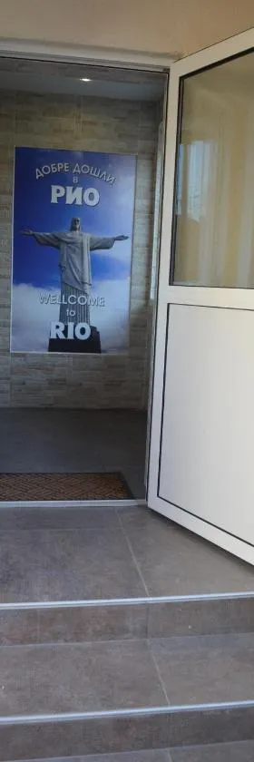 Rio rooms (стаи за гости)，位于舒门的酒店