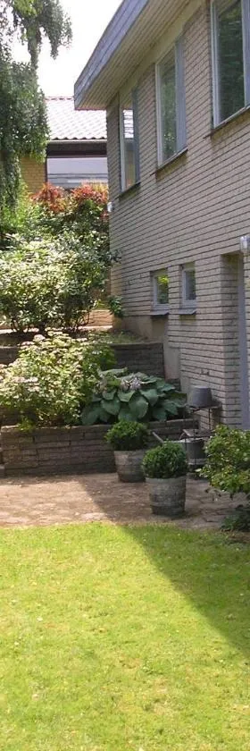 鲁格杰格杰住宿加厨房公寓，位于Stavtrup的酒店