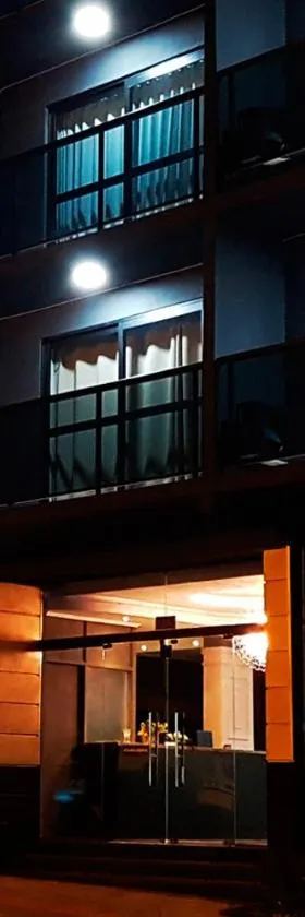 Hayer Hotel，位于埃雷欣的酒店