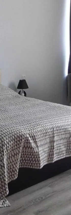 Hotel Newland，位于Chiatʼura的酒店