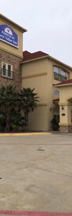 Americas Best Value Inn - Gun Barrel City，位于Gun Barrel City的酒店