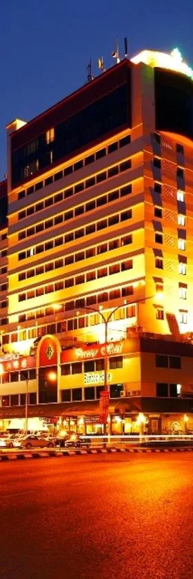 普瑞米尔酒店，位于诗巫的酒店