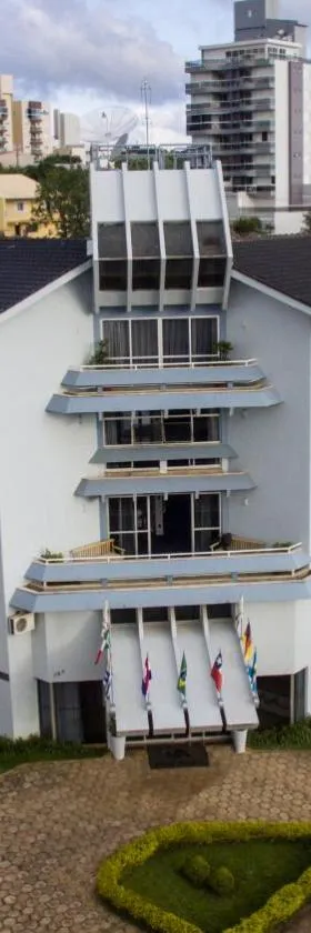 Hotel Solaris，位于São Miguel dʼOeste的酒店