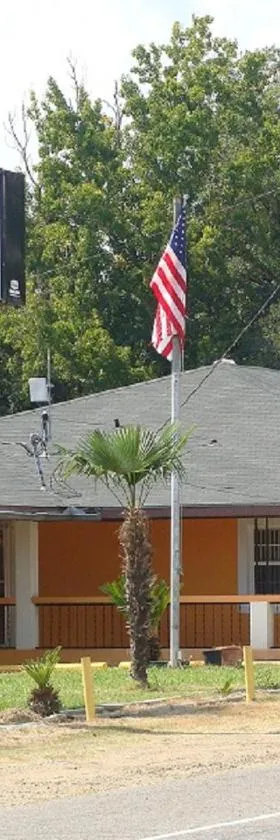 Ranch House Motel Marksville，位于马克斯维尔的酒店