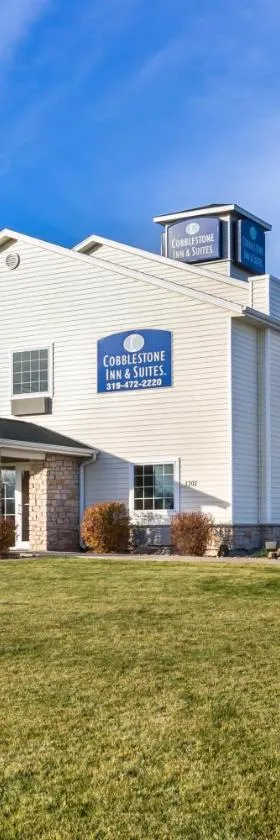 Cobblestone Inn & Suites - Vinton, IA，位于文顿的酒店