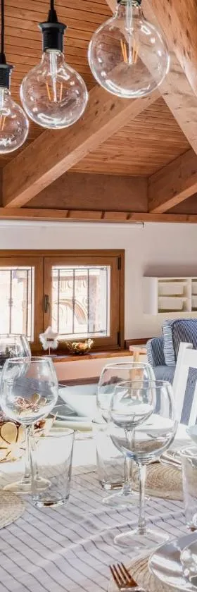 Casa de Mi Abuela Ribera del Duero，位于Roa的酒店