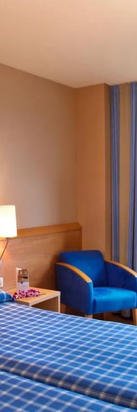 Flag Hotel Valencia - Florazar，位于马萨尔法萨尔的酒店