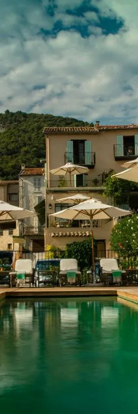 Auberge De Tourrettes，位于卢河畔图尔雷泰的酒店