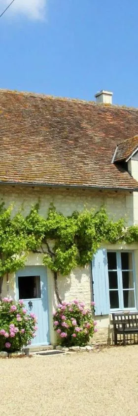 Gîte et chambres d'hôtes Le Chêne Billault，位于Pouant的酒店
