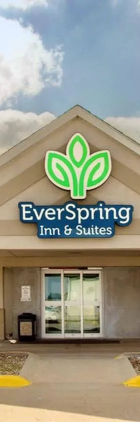EverSpring Inn & Suites，位于Oskaloosa的酒店