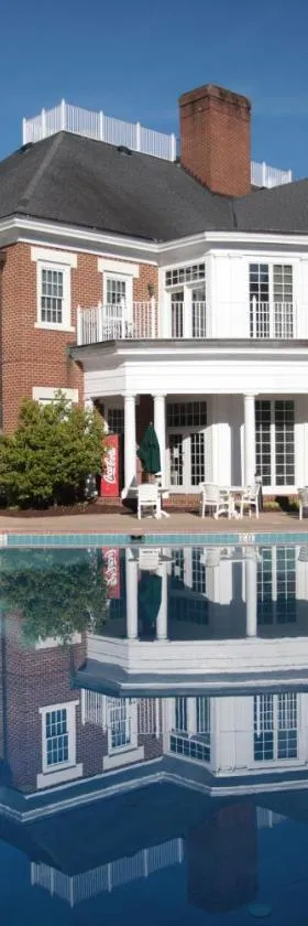 Vacation Village at Williamsburg，位于威廉斯堡的酒店