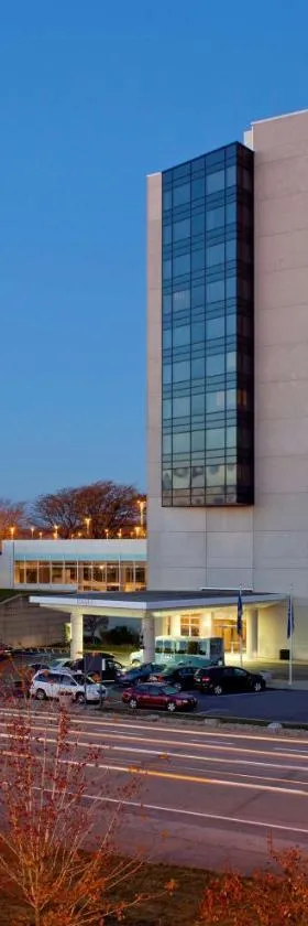 匹兹堡国际机场凯悦酒店，位于Clinton的酒店
