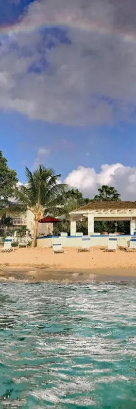 Sand Castle on the Beach - Adults Only，位于Frederiksted的酒店