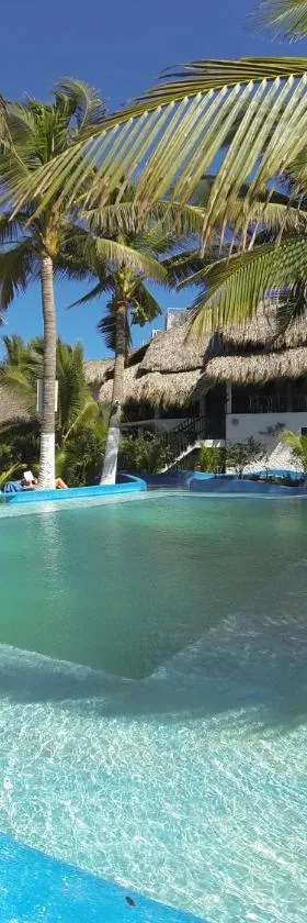 Marbella Eco Lodge，位于蒙特里科的酒店