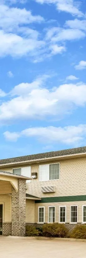 Super 8 by Wyndham Neillsville WI，位于Neillsville的酒店