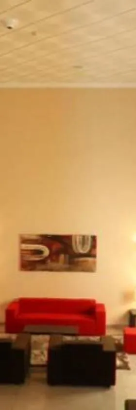 罗梅罗梅里达酒店，位于梅里达的酒店