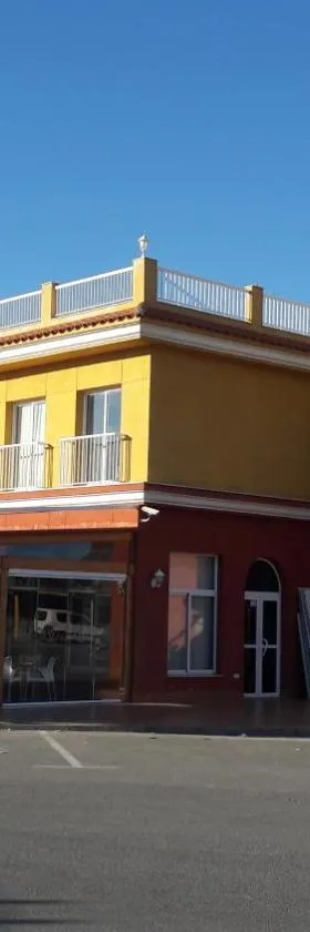 Pensión Venta de Tébar，位于阿桂拉斯的酒店