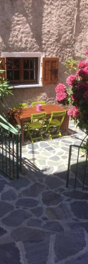 Casa a Stretta，位于Castello-di-Rostino的酒店