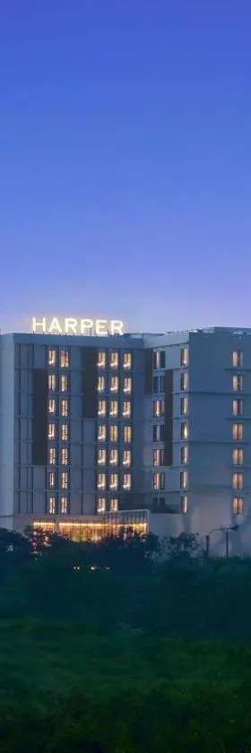 Harper Cikarang by ASTON，位于芝卡朗的酒店