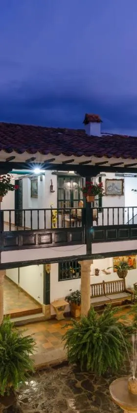 安东尼奥纳瑞尼诺酒店，位于莱瓦镇的酒店