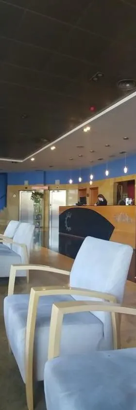 斯尔弗塔酒店，位于卢戈德雅内拉的酒店