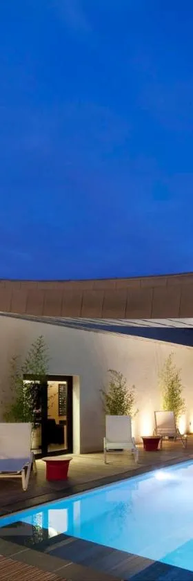 罗比尼尔餐厅及水疗酒店 ，位于Saint-Ouen-les-Vignes的酒店