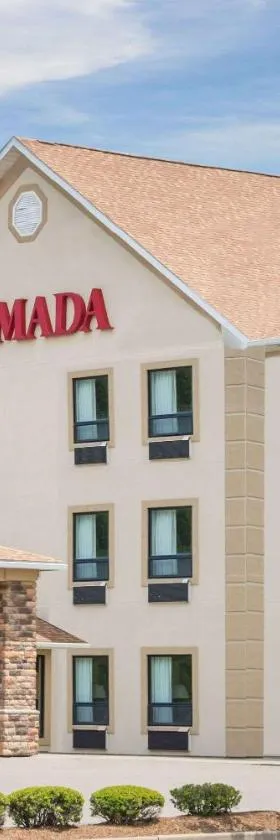 Ramada by Wyndham Strasburg Dover，位于Strasburg的酒店