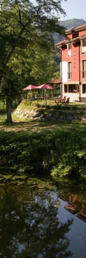 坎波之屋乡村酒店，位于索托德坎加斯的酒店