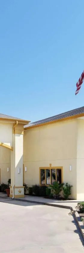 Hotel Blue Fairfield TX，位于费尔菲尔德的酒店