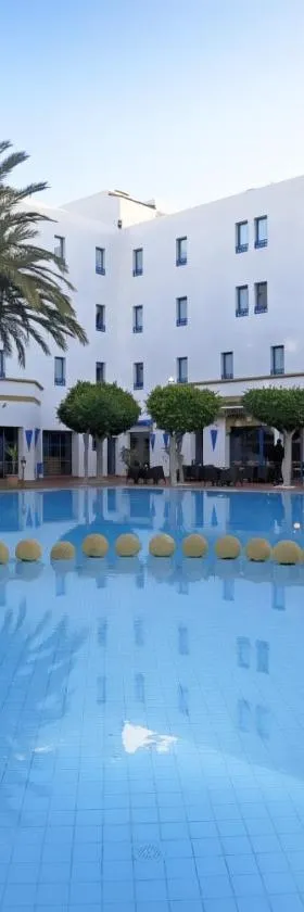 Senator Hotel Tanger，位于Gzennaïa的酒店