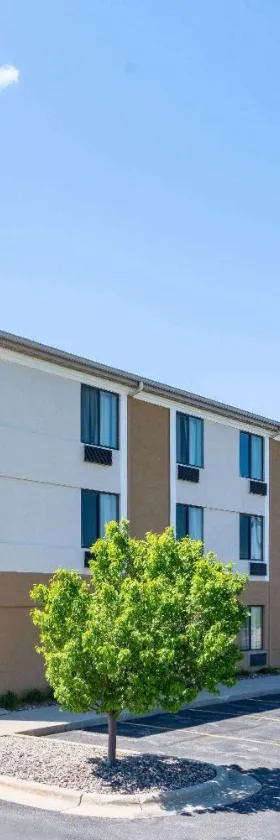 AmericInn by Wyndham Rochester，位于罗切斯特的酒店