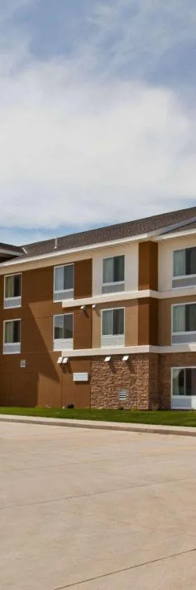 AmericInn by Wyndham Fairfield，位于Fairfield的酒店