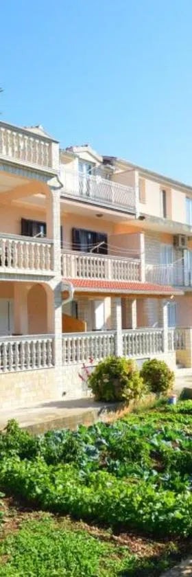 Apartments Miro，位于格雷巴蒂卡的酒店