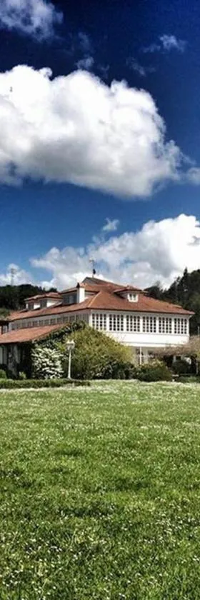 卡瑟纳阿曼迪旅馆，位于比利亚维西奥萨的酒店