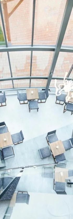 Glas-Hotel 3*，位于扎雷的酒店
