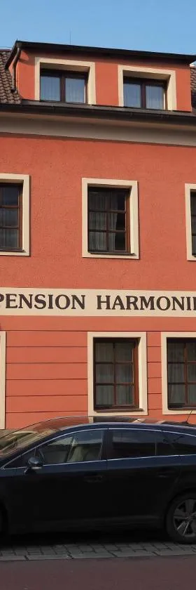 Pension Harmonie -self check-in，位于科林的酒店