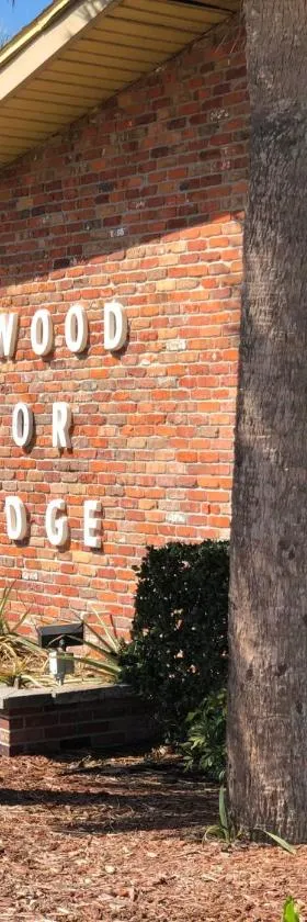 Pennwood Motor Lodge，位于塞巴斯蒂安的酒店
