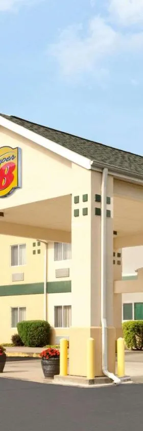 阿森斯速8汽车旅馆，位于雅典的酒店