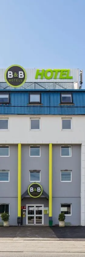 B&B HOTEL Lyon Grand Stade Meyzieu，位于梅济约的酒店