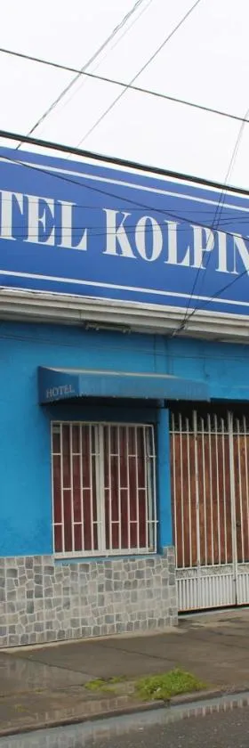 Hotel Kolping San Ambrosio，位于利纳雷斯的酒店
