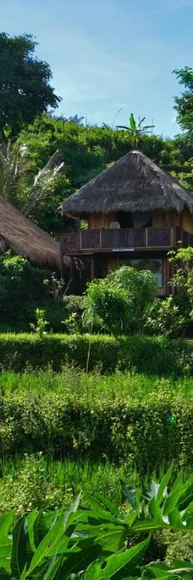 林贾尼山花园度假村，位于Bayan的酒店