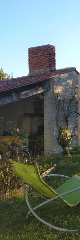 Des Km à La Ronde，位于La Ronde的酒店