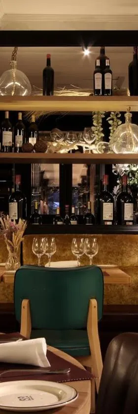 阿雷特科萨特酒店，位于萨穆迪奥的酒店
